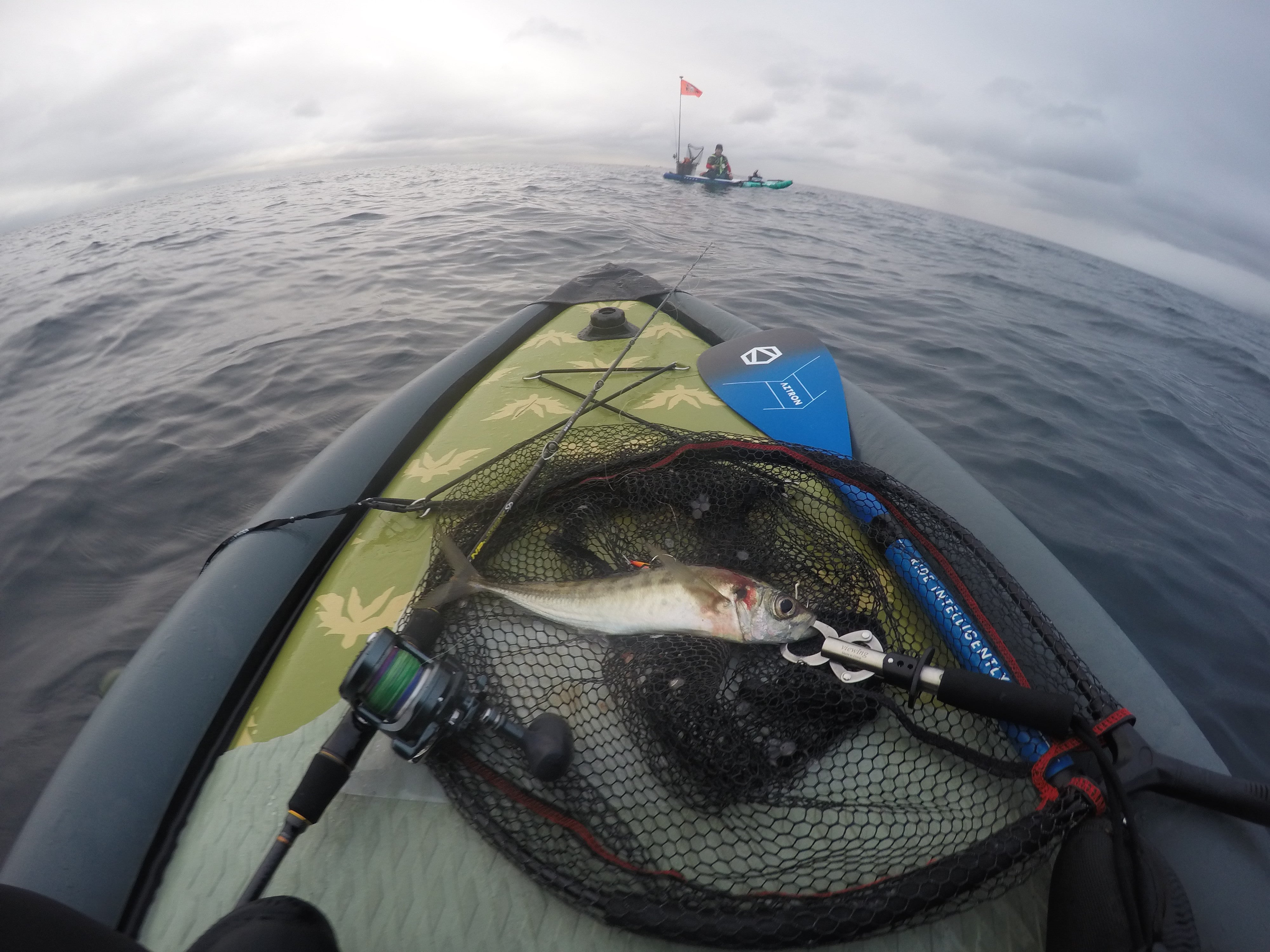 SUPフィッシングで急な悪天候にも心強い味方BixpyJet!